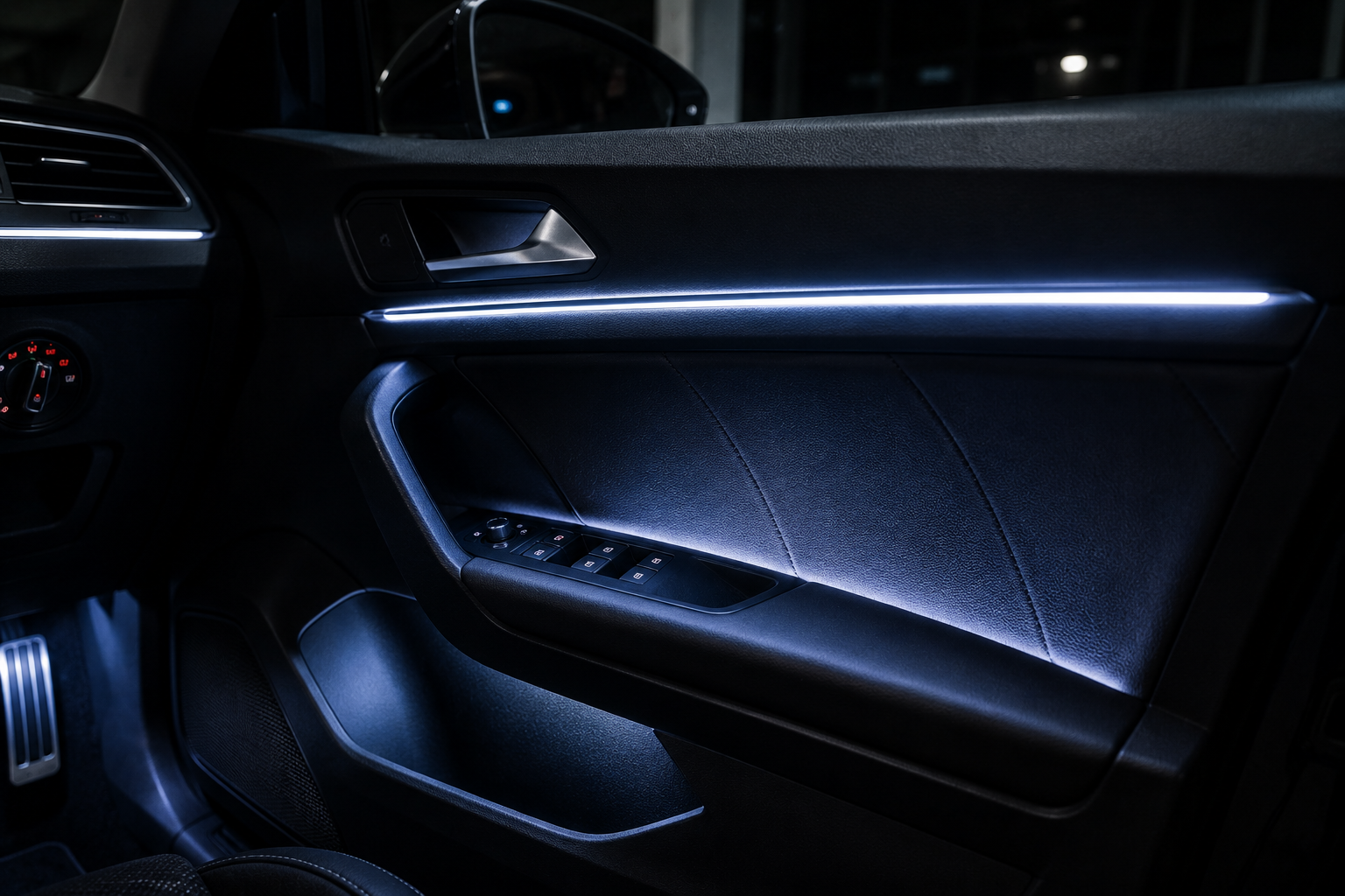Éclairage LED d'ambiance installé dans l'habitacle d'une voiture